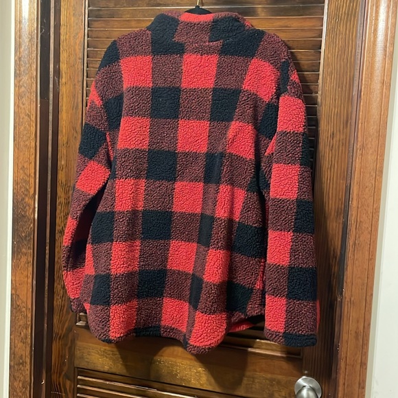 Koolaburra By Ugg Red Buffalo Plaid Sherpa Pullover - Picture 7 of 7